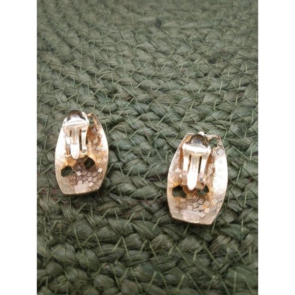 Vintage Cloisonne Gold Tone Clip-On Earrings With Red & Green Floral Enamel Desi - Picture 3 of 4